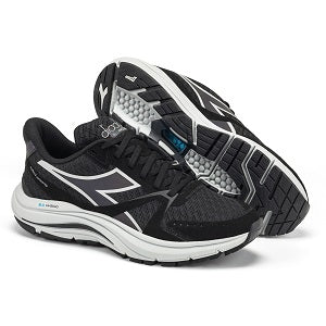 Diadora Mythos Blushield 8 Vortice Hip W