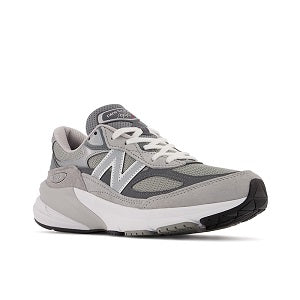 New Balance 990V6