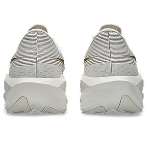 Asics Novablast 6