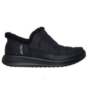 Black winter slip-on shoe with fur lining on a white background