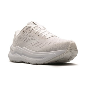 cushioned neutral support athletic shoe