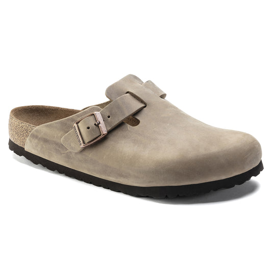 BIRKENSTOCK Boston Unisex Clog in Tobacco 1018147