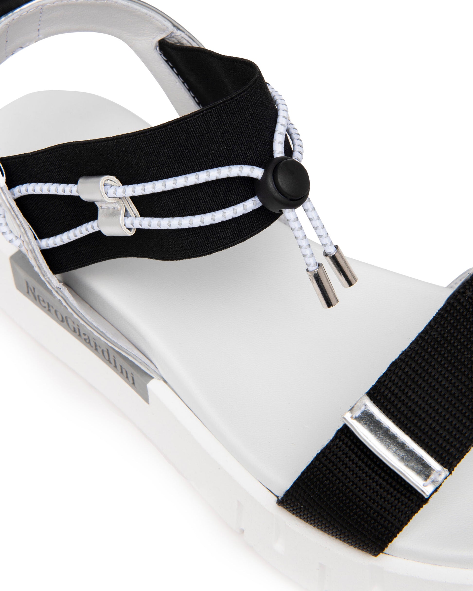 NEROGIARDINI Loira Women's Euro Comfort Flatform Sandal in Black, Silver & White E219025D_700